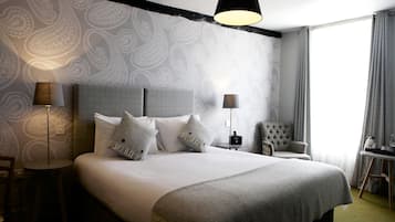 Desk, iron/ironing board, free WiFi, bed sheets