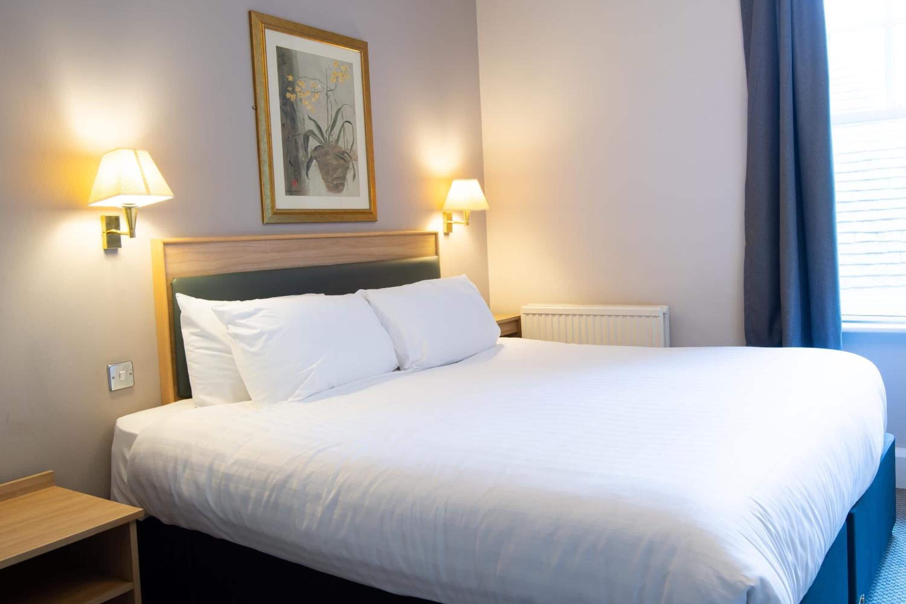 Doppelzimmer | Schreibtisch, Bügeleisen/Bügelbrett, kostenlose Babybetten