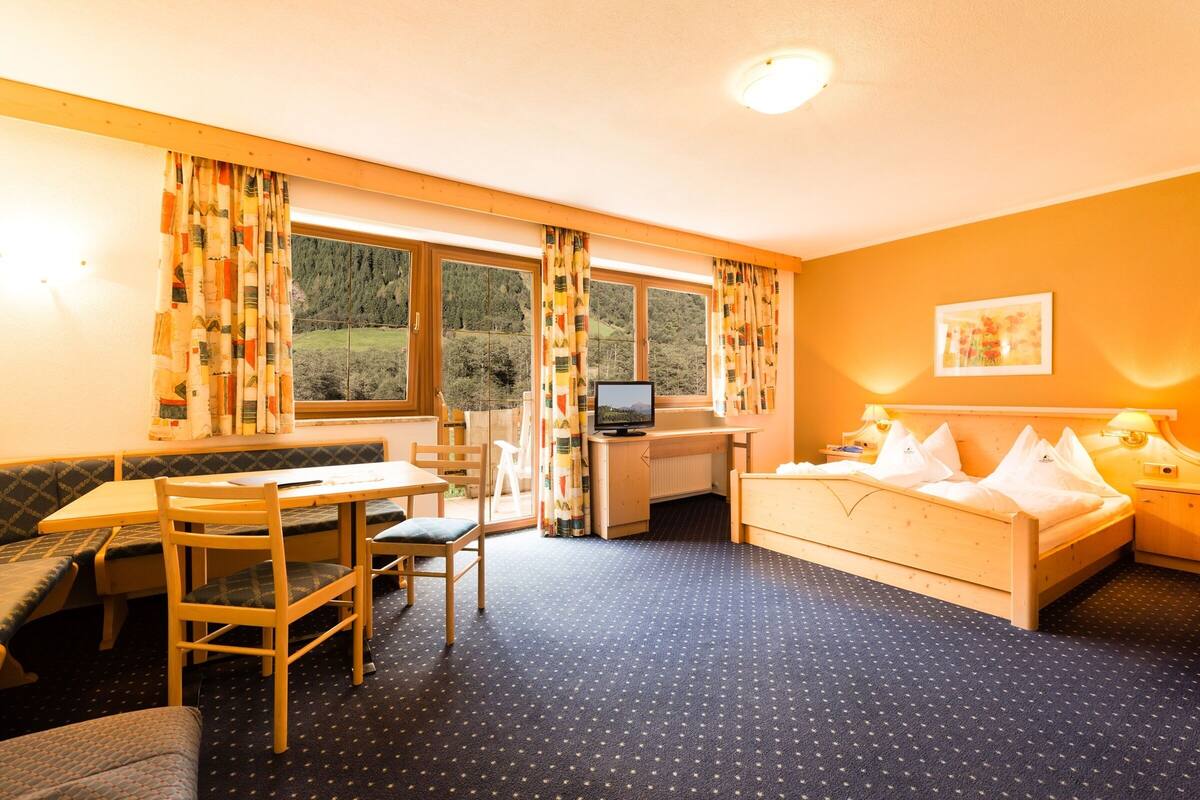 Minibar, free cots/infant beds, free WiFi, wheelchair access