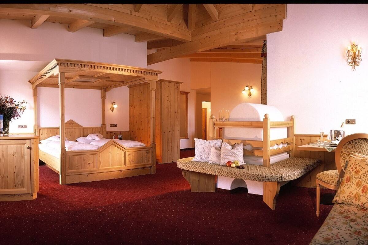 Minibar, free cots/infant beds, free WiFi, wheelchair access
