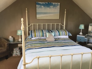 Quarto casal | Ferros/tábuas de passar roupa, Wi-Fi de cortesia, roupa de cama