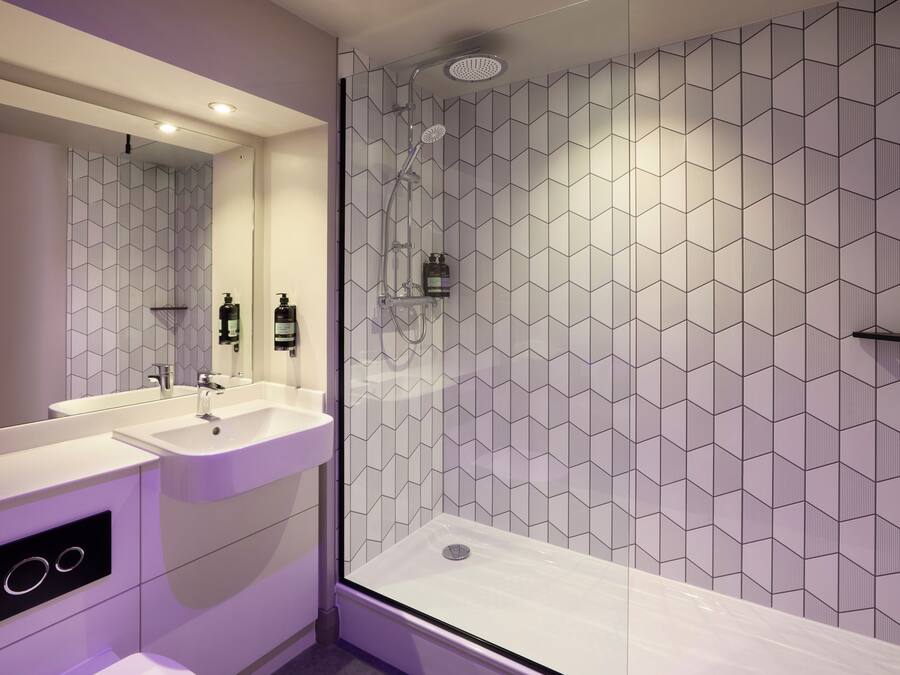Chambre Double Supérieure | Salle de bain