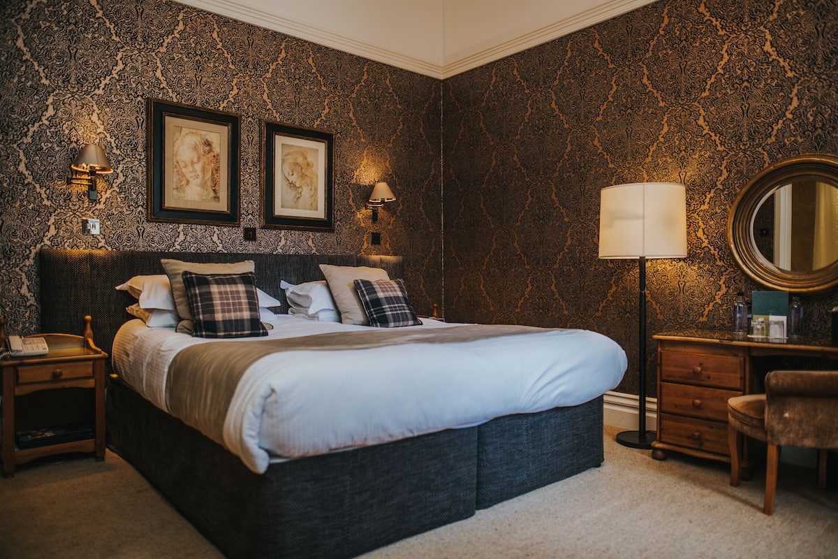 Chambre Classique Double ou avec lits jumeaux | Coffres-forts dans les chambres, bureau, fer et planche Ă repasser