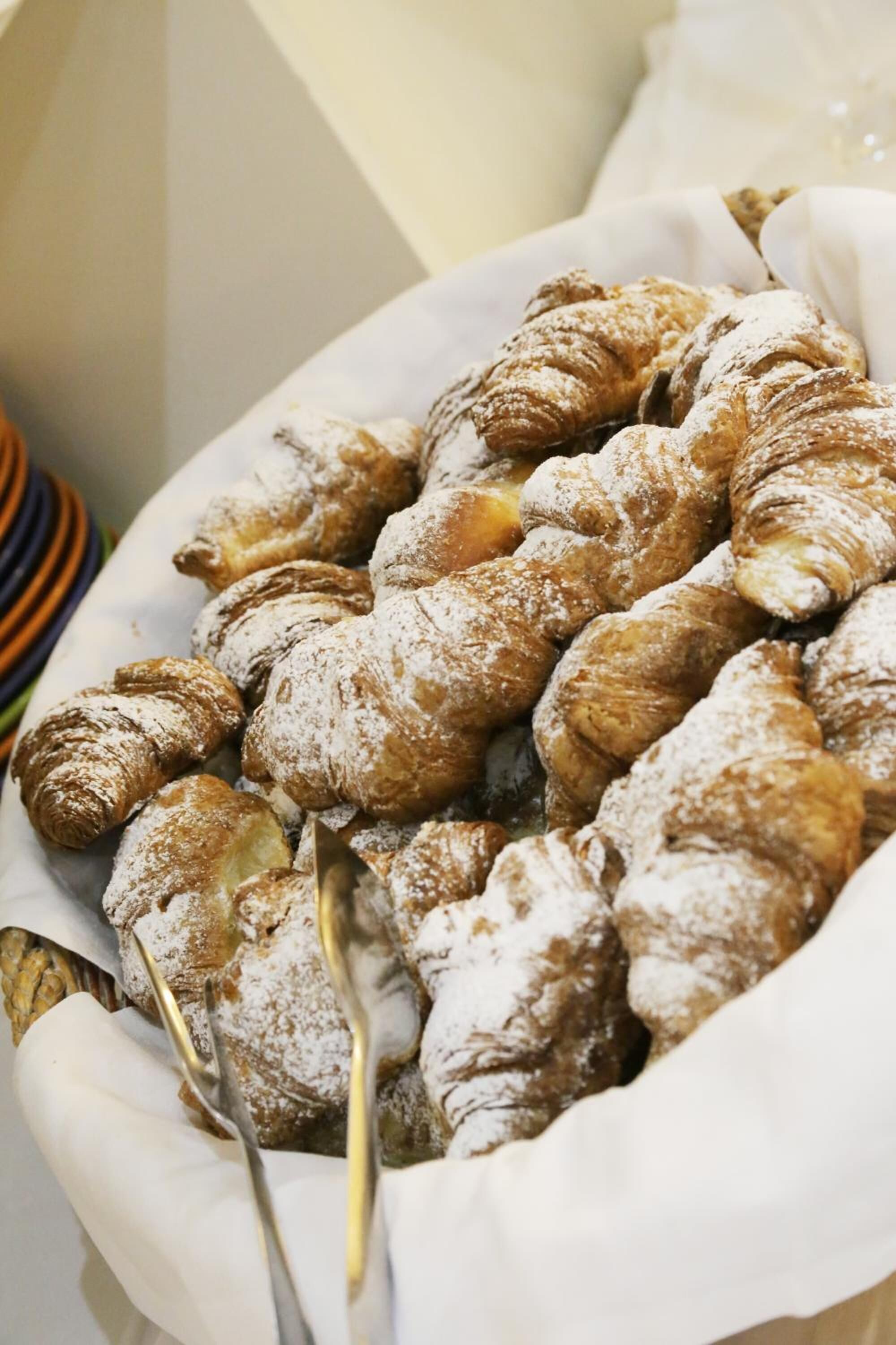 breakfast, lunch, dinner served; italian cuisine