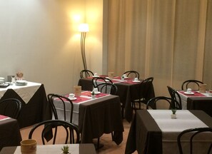 Banquet hall - Hotel Est (Piombino)