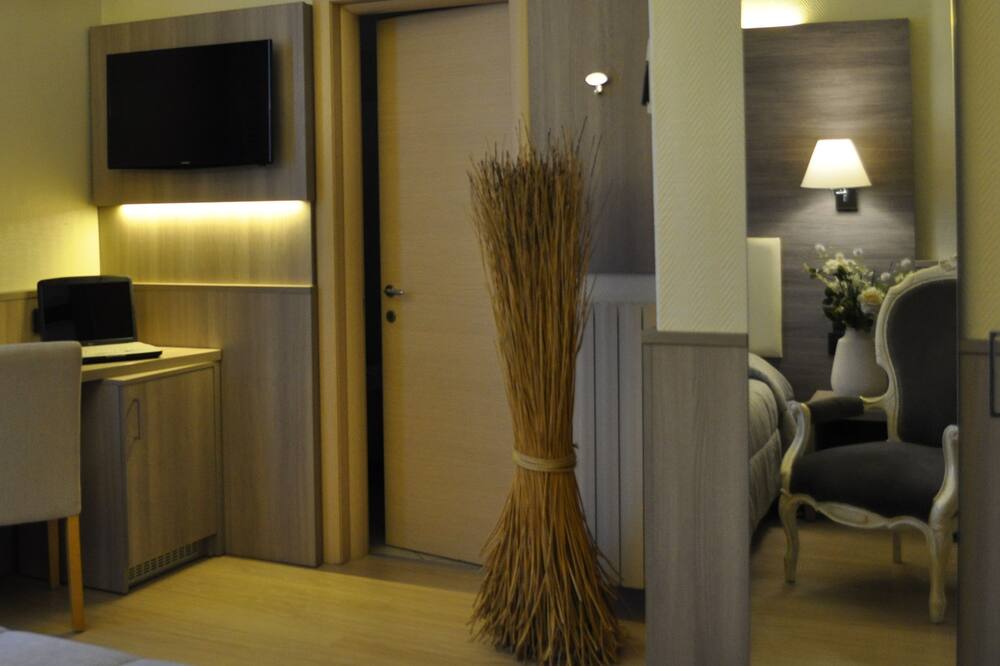Hotel Est