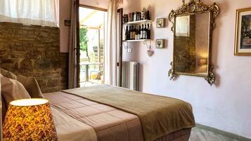 Double Room | Premium bedding, iron/ironing board, free cots/infant beds