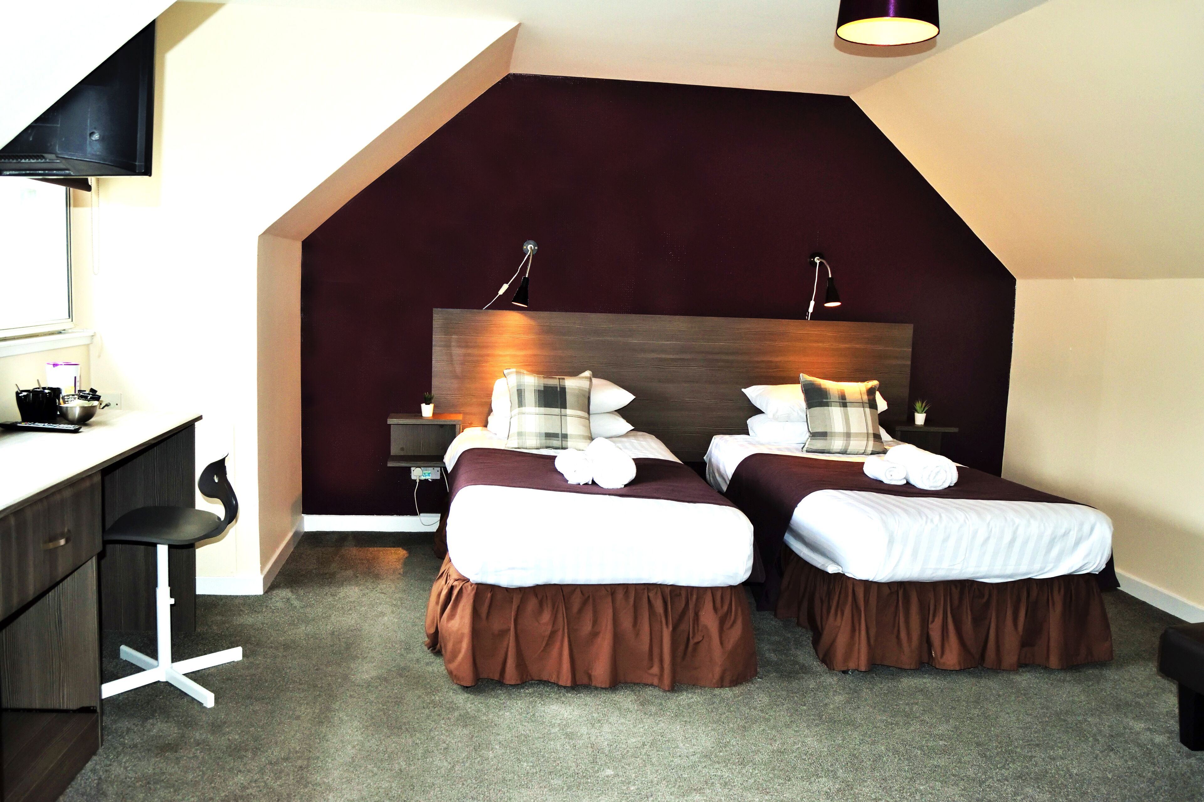 1 chambre, bureau, espace de travail pour ordinateur portable