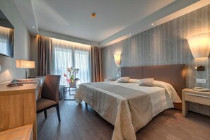 Ảnh chưa phân loại, 2 trong số 21 ảnh, nút