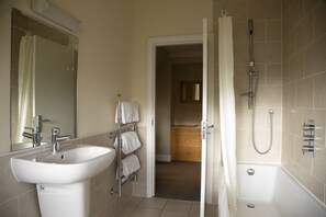 Familienzimmer | Badezimmer