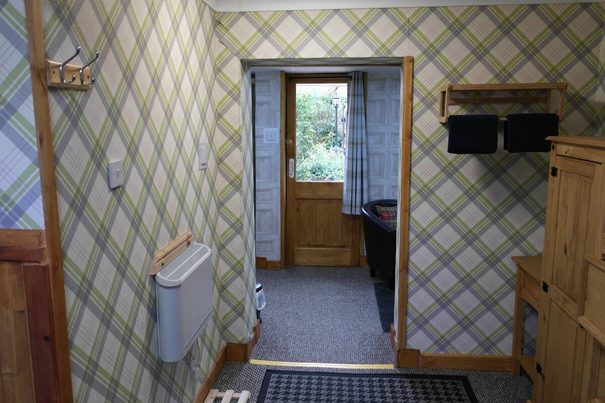 Comfort Twin Room | Premium bedding, soundproofing, WiFi (free), bed sheets