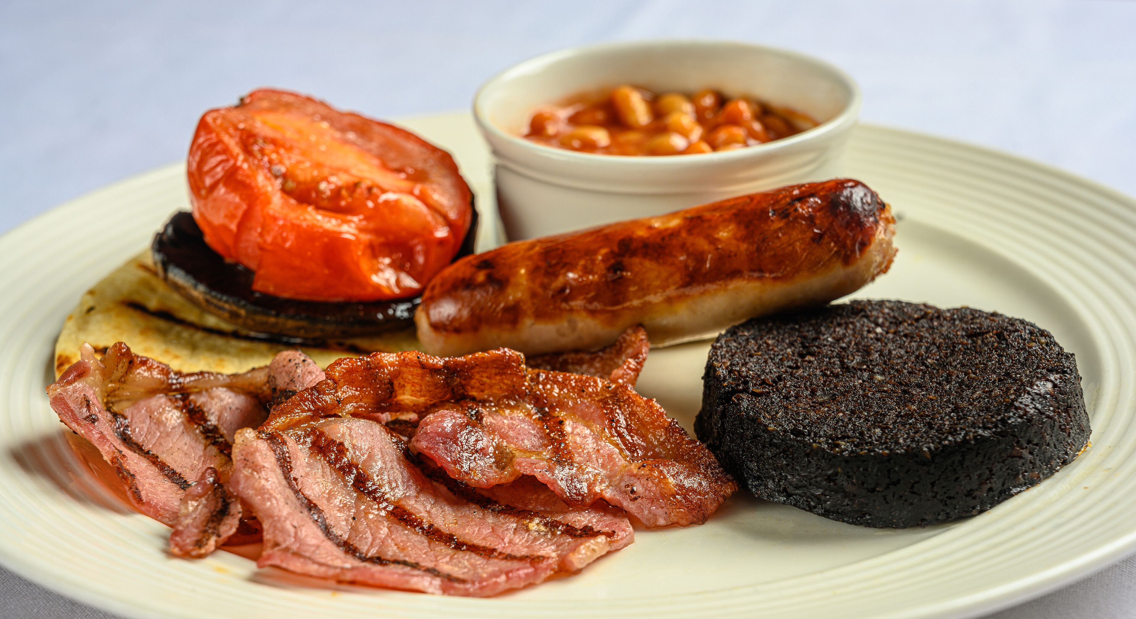 daily full breakfast (gbp 10 per person)