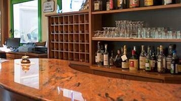 Bar (in der Unterkunft)