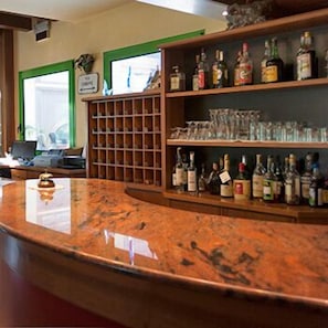 Bar (in der Unterkunft)