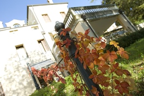 Property grounds - Hotel Villa Scalabrini (Paderno del Grappa)