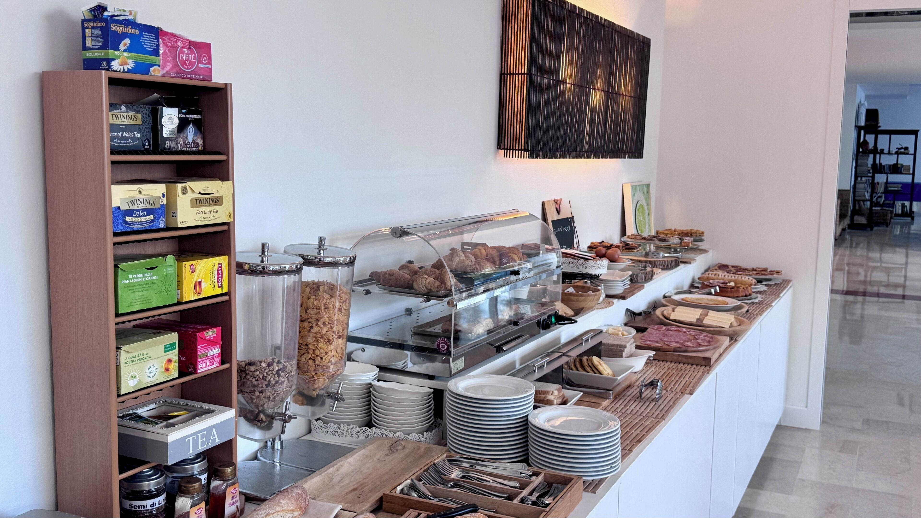 Colazione continentale inclusa, servita tutte le mattine 