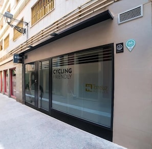 Exterior detail - Apartamentos Torreluz (Almeria)