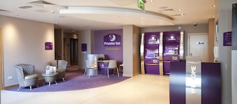 Premier Inn Edinburgh Airport - M9 Jct1