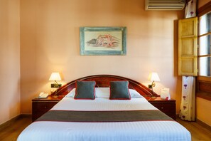 Estudi en suite júnior | Wifi gratuïta i roba de llit 