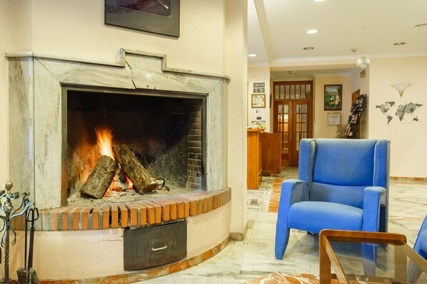 Fireplace - Hotel Los Castaños (Aracena)