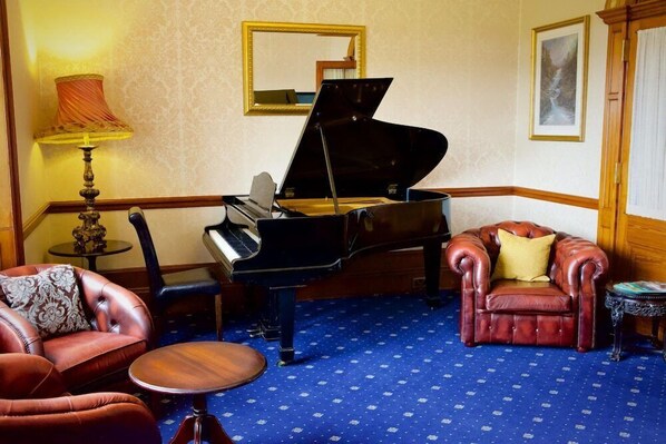 Interior - Ramnee (Forres)