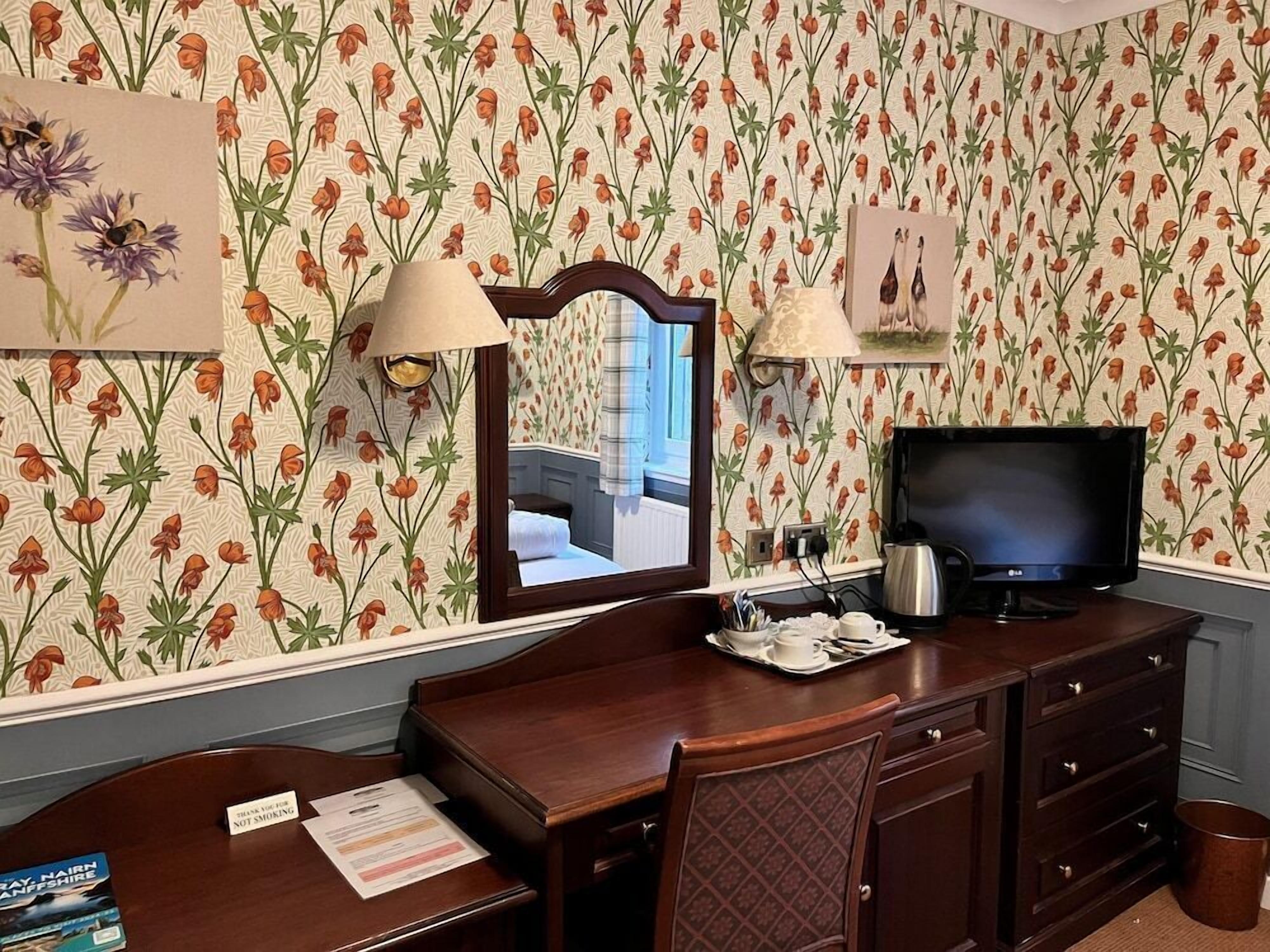 المنشأة من الداخل