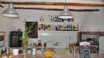 Bar (en el alojamiento)