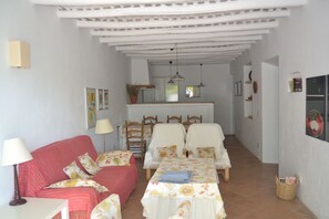 Apartamento, 3 quartos, terraço | Área de estar