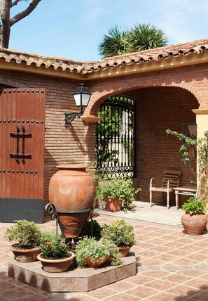 Exterior