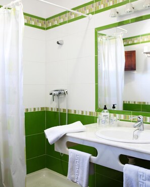 Free toiletries, bidet, towels