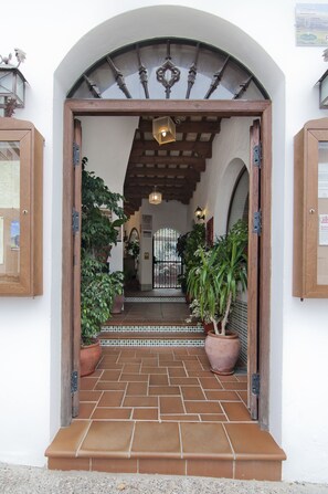 Entrée de l’hébergement