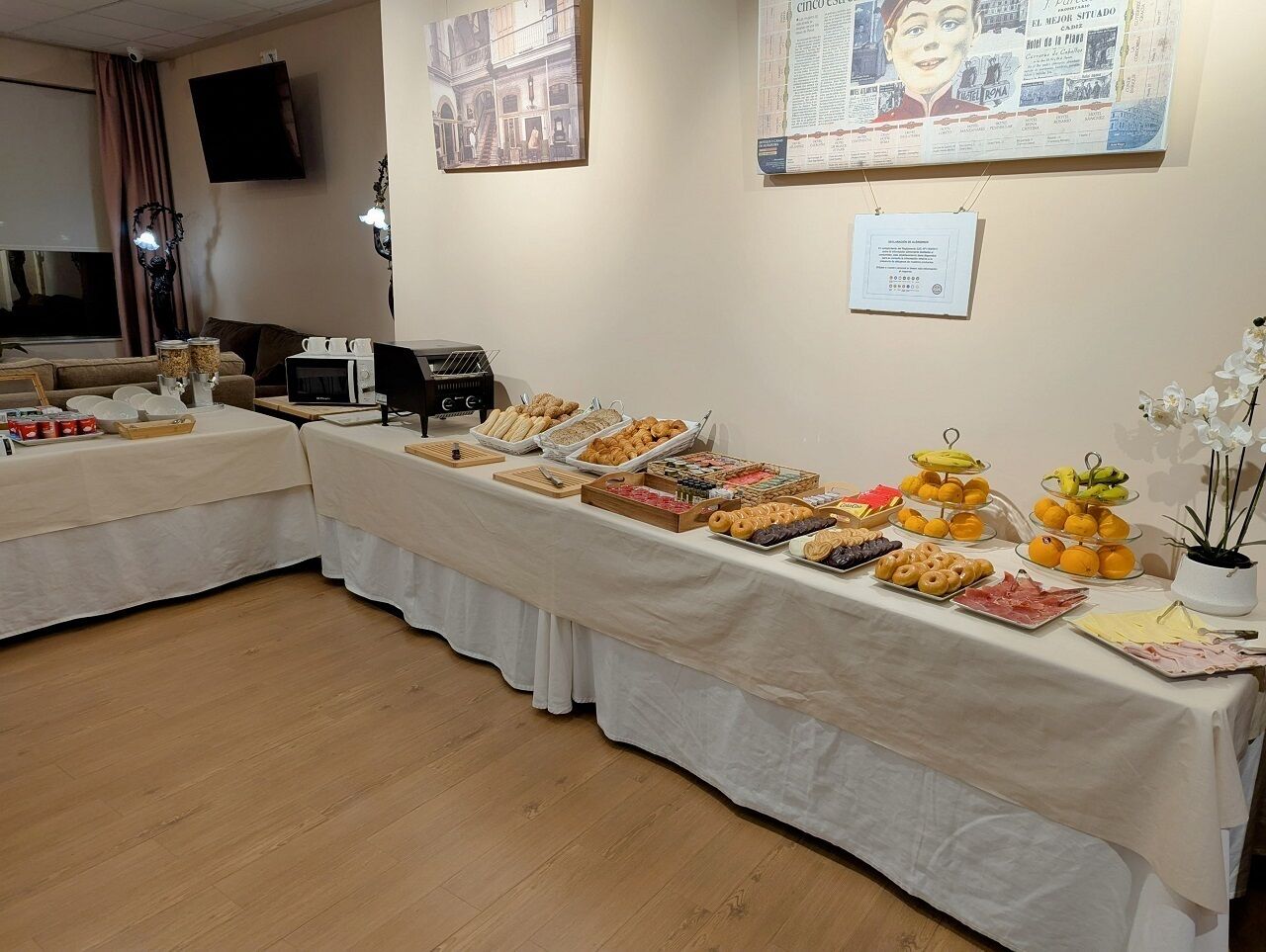 每日供应欧陆式早餐（每人 EUR 8）