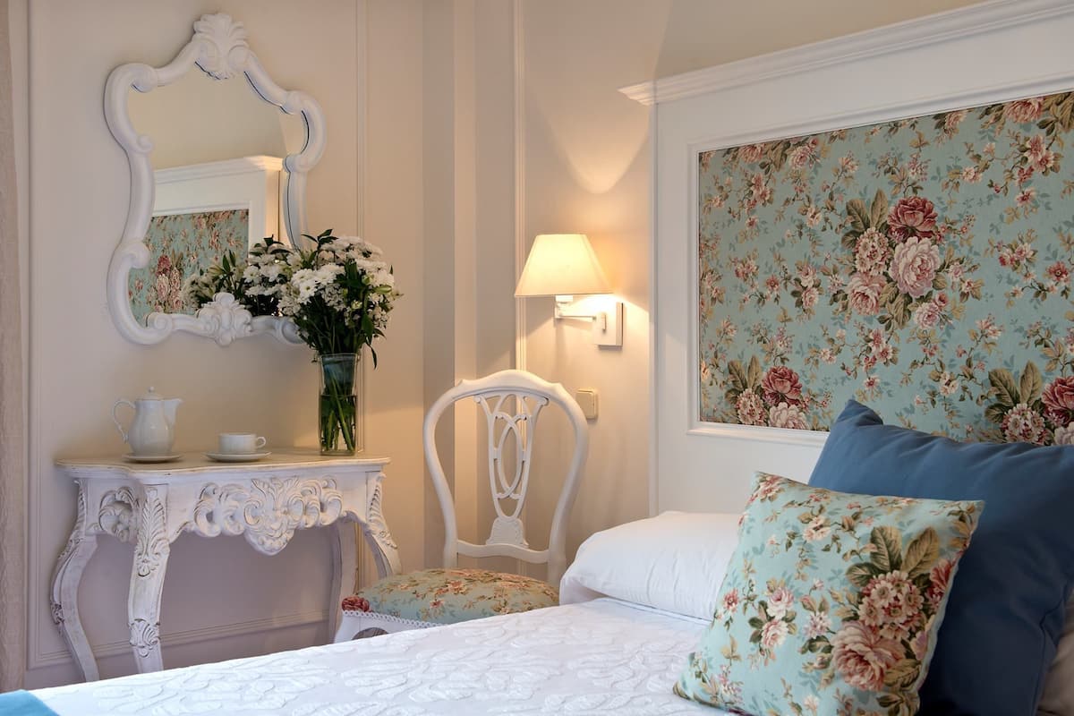 Desk, iron/ironing board, cots/infant beds, free WiFi