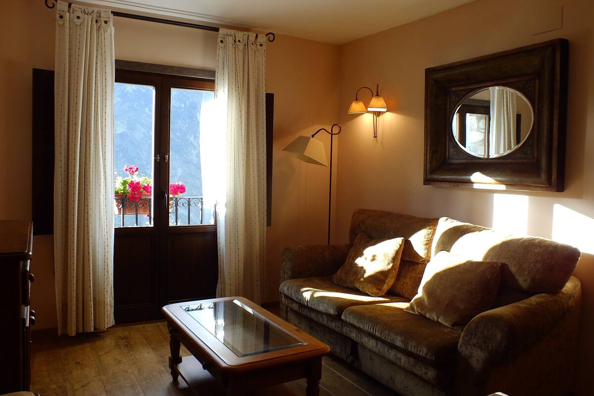 Suite | Living area