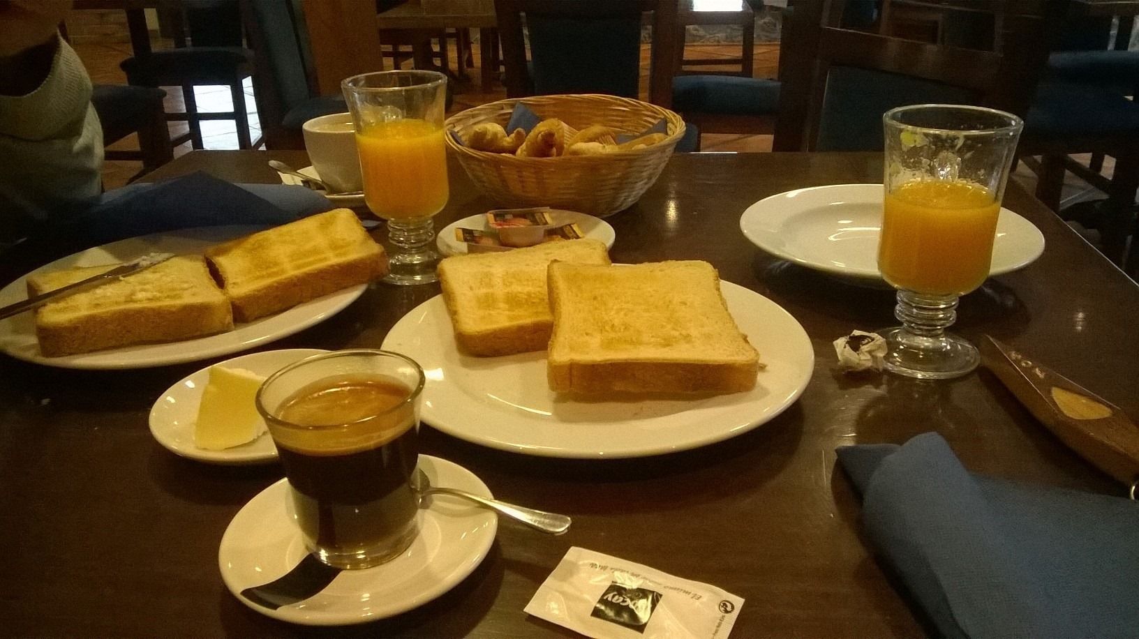 breakfast, lunch, dinner served; regional cuisine