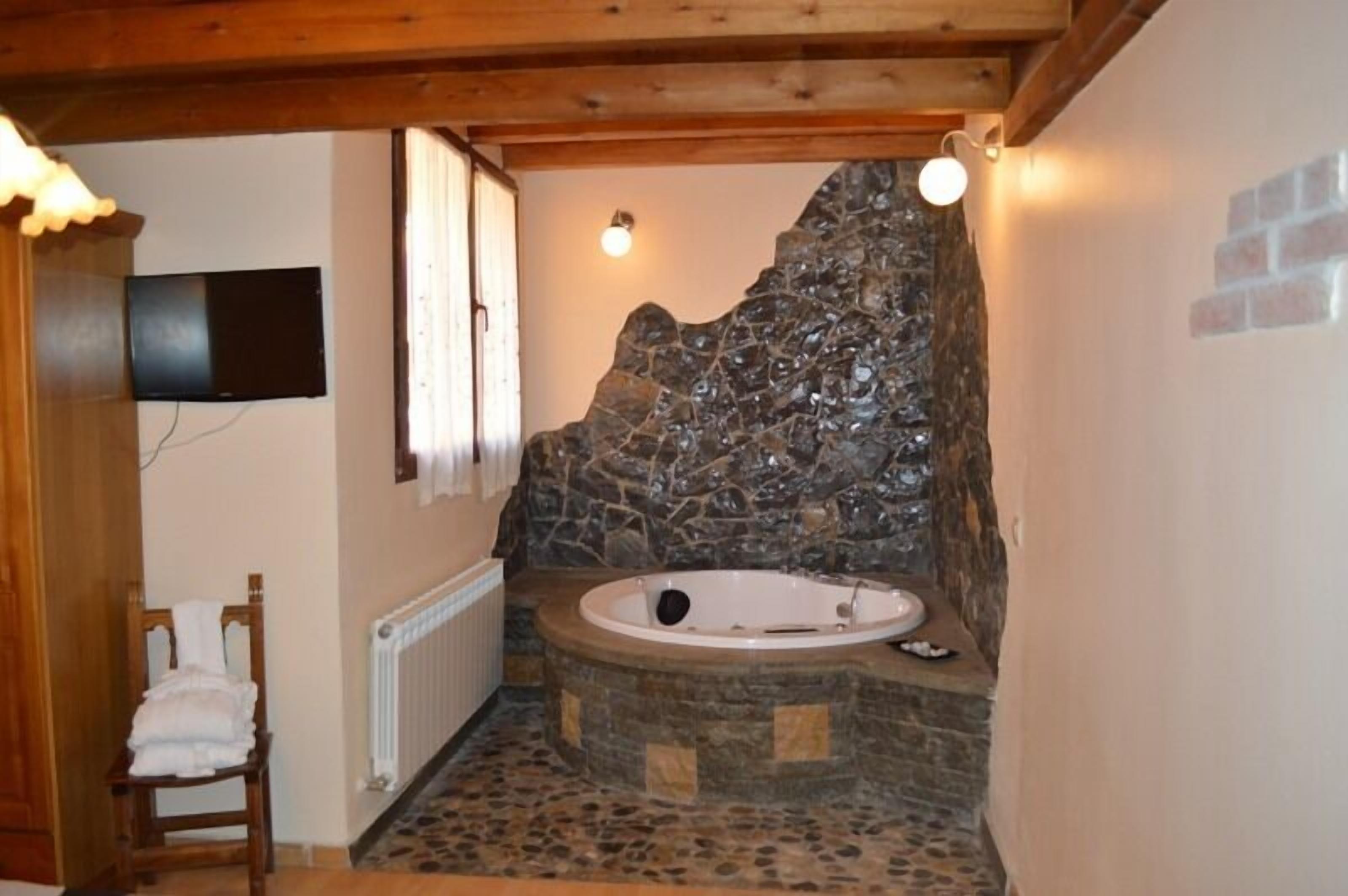 Photo - Hotel Puente Vidosa