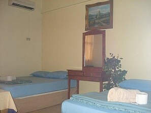 Free WiFi - Spot ON 89962 Perfect Class Hotel (Kuala Lumpur)