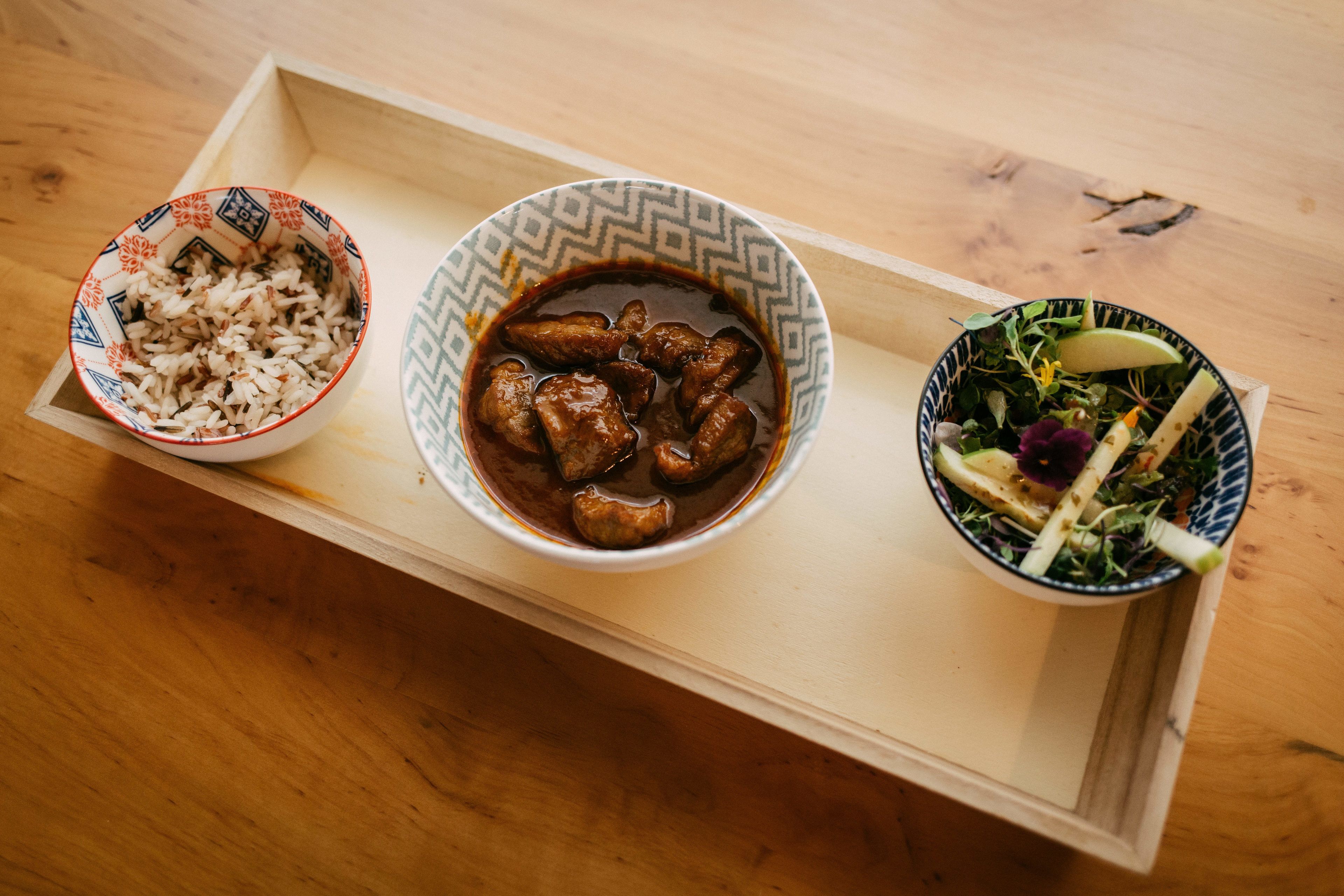 餐饮