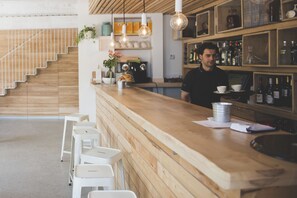 Snack bar