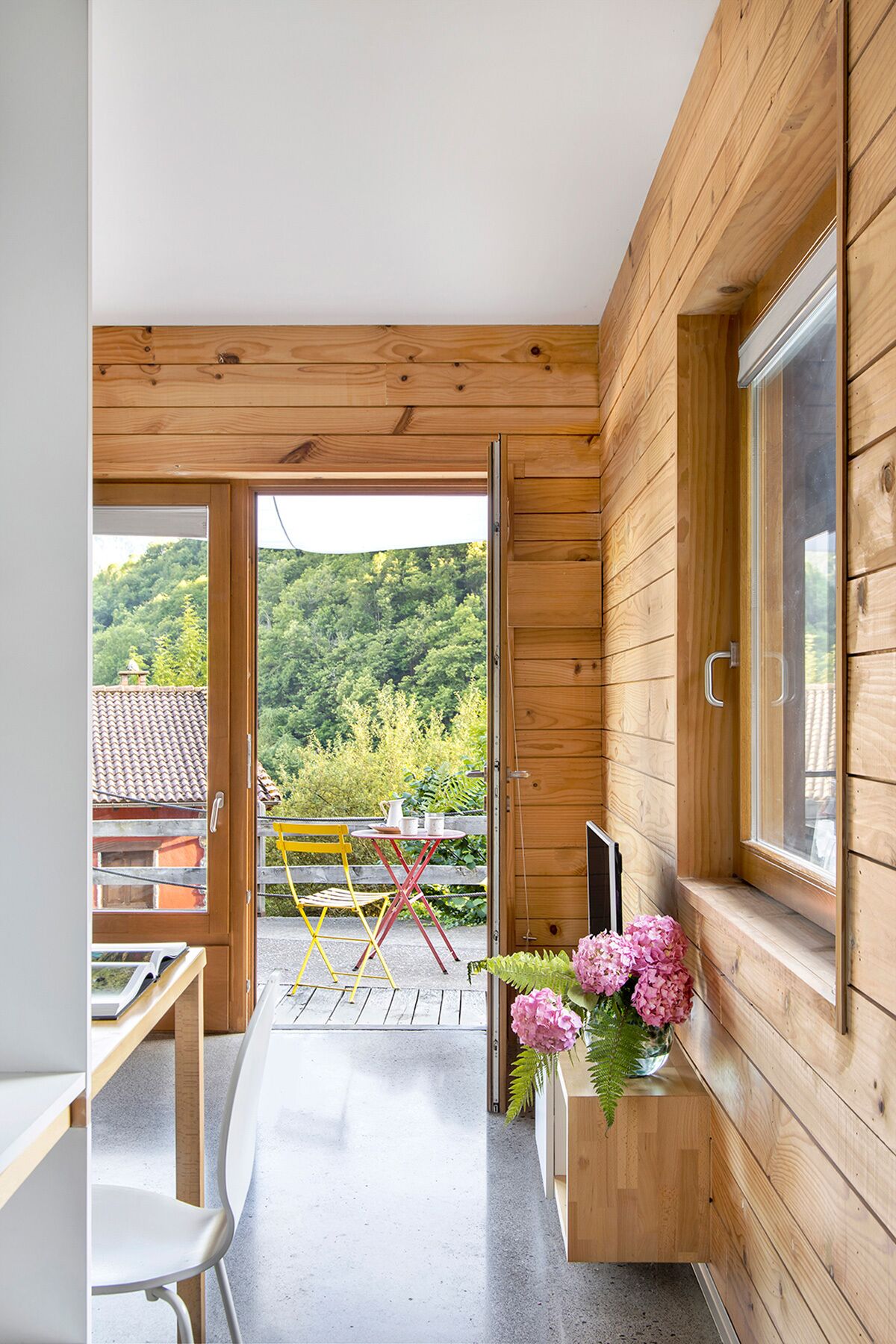 Suite junior, terraza | Escritorio, espacio para trabajar con un portátil, wifi gratis