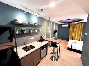 Studio | Private kitchen | Coffee/tea maker - Smile Hotel USJ (Subang Jaya)