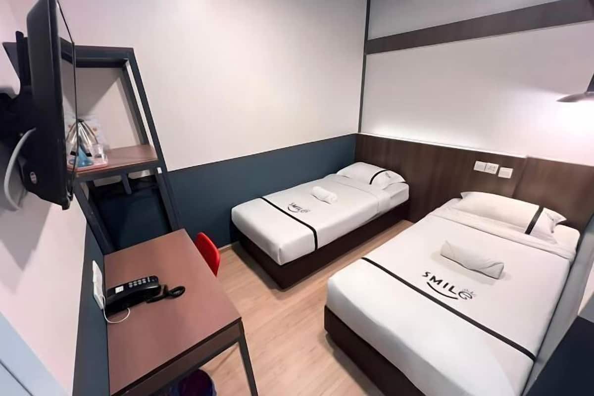 Zimmersafe, Schreibtisch, Bügeleisen/Bügelbrett, kostenloses WLAN