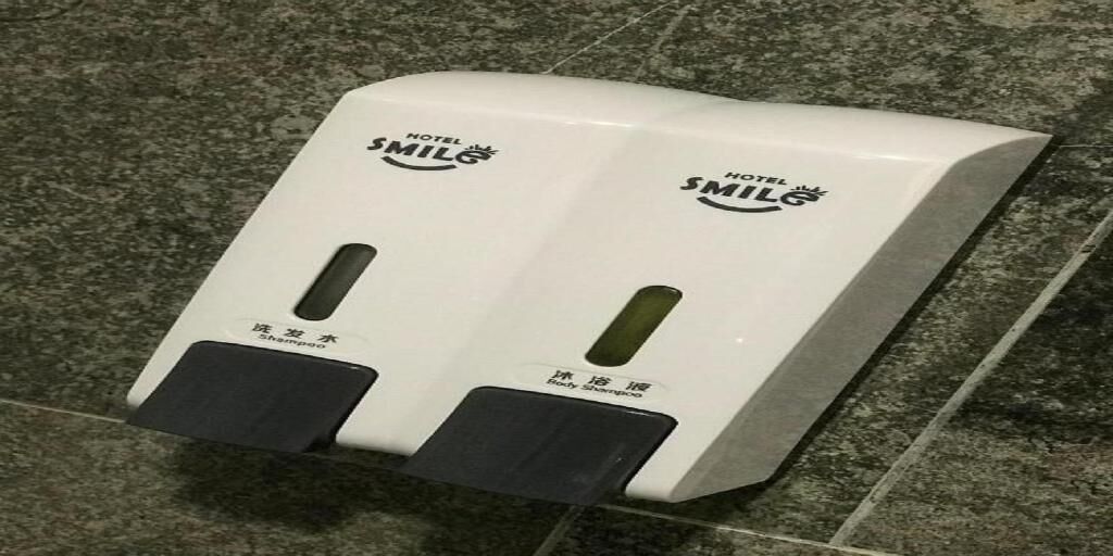 Bathroom amenities | Shower, free toiletries, hair dryer, bidet
