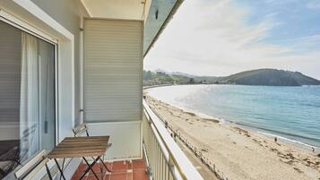 Club Room, Sea View (Silken) | Terrace/patio