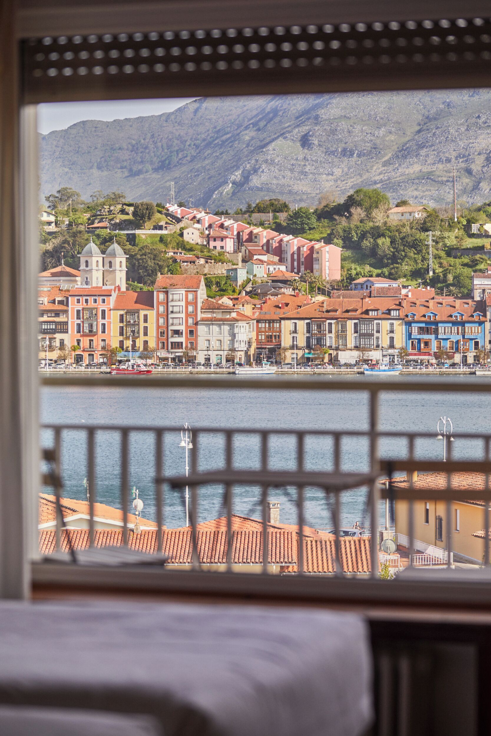 club room (silken) | 1 bedroom, minibar, in-room safe, desk