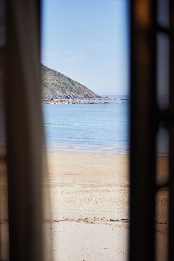 Minibar, in-room safe, desk, blackout drapes