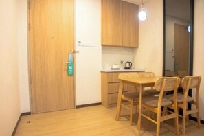 Room - Eastwood Valley Golf & Country Club (Miri)