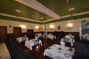 每日供应全套早餐（每人 GBP 14.00）