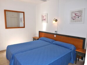 Pengeskab på værelset