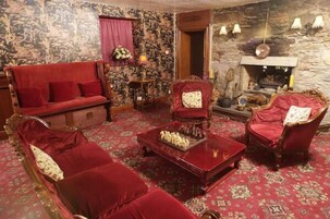 Área de estar no saguão